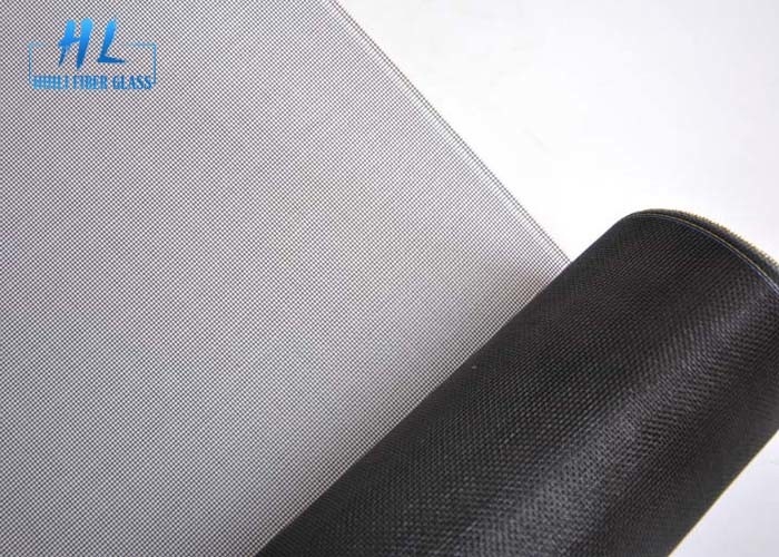 Farbe-PVCs des Schwarz-17*14 Fiberglas-Moskito-Netz überzogenes für das Verhindern von Insekten