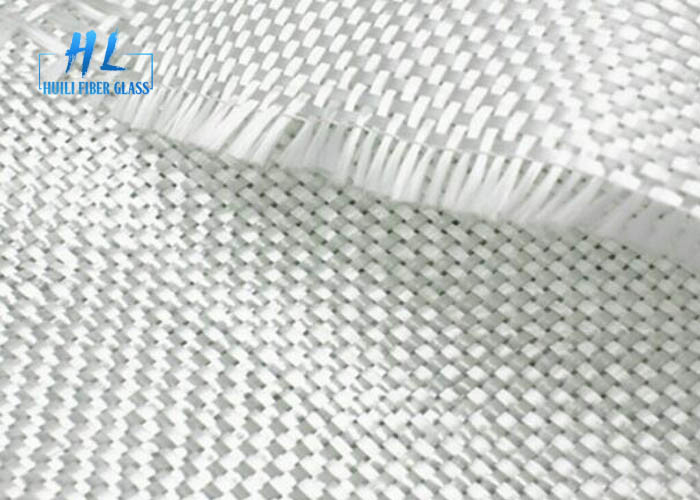 Alkalifreie Plain Weave Glasfaser Stoff V0 Entflammbarkeit 550°C Temperaturbeständigkeit Weiß Stoff