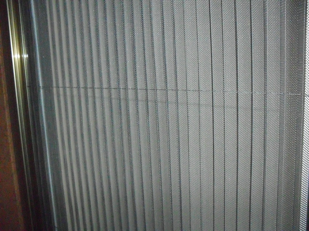 Farbmaschen-Polyester-Plissee-Masche des Schwarz-17*15 für Schiebetüren Windows