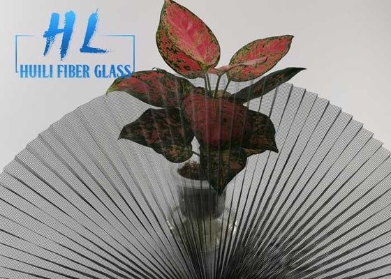 25mm Polyester-faltendes Fenstergitter, faltendes Fliegengitter für das Schieben von Systemen